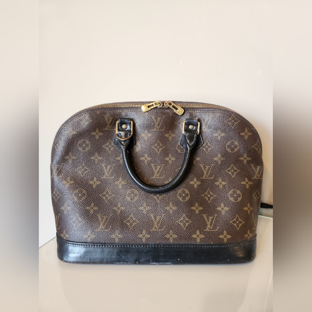 Authentic Louis Vuitton Alma Vintage 1996